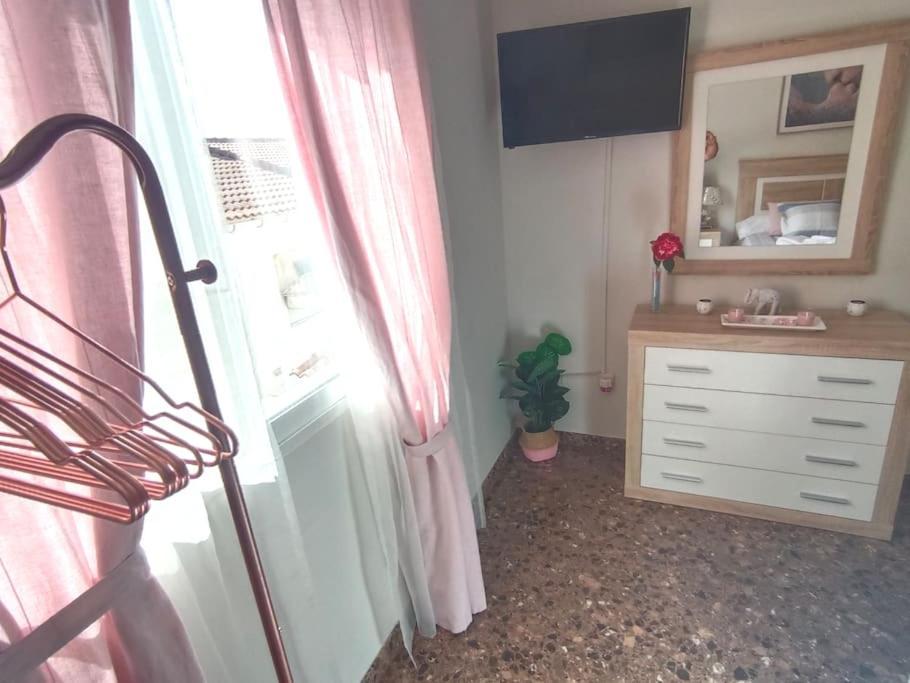 Acogedora Y Confortable Casa Familiar En L'Ollería Exterior foto